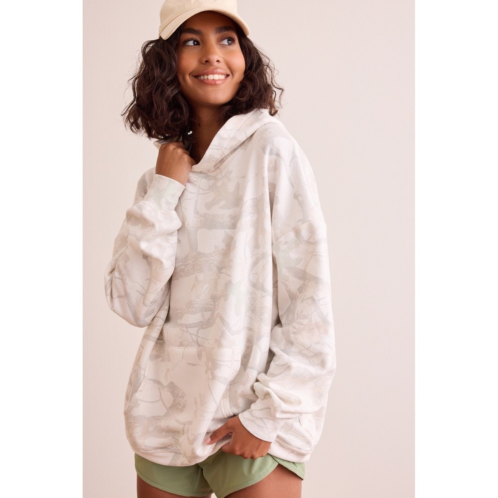 AS Revival Womens White Grey Tree Camo Fleece Hoodie Sweatshirt Size XS